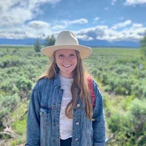 Meet your Posher, Leah